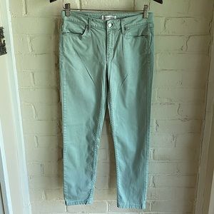 Calvin Klein jeans size 8 light pastel forest sea foam green ankle skinny